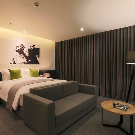 Zazz Urban Ho Chi Minh Hotel Kültér fotó
